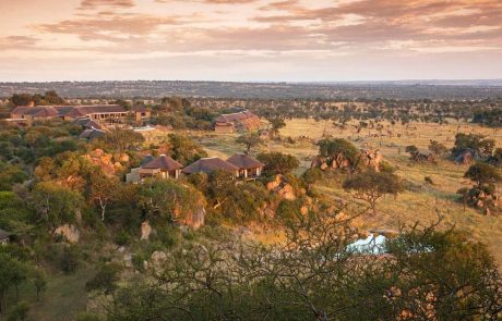 four season safari lodge